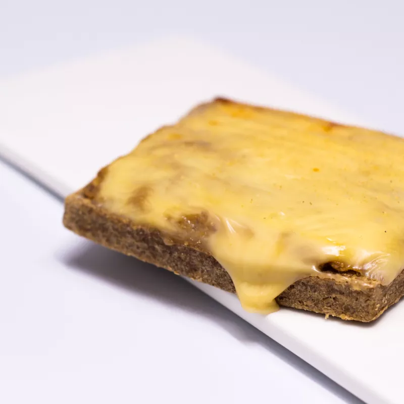 麥麩皮吐司牛肉起士漢堡|生酮 Cheeseburger